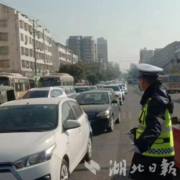 人勤春来早！广水交警节后发起新一轮防事故保安全“大会战”