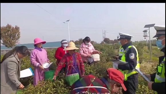 交警大队开展“敲门”行动，确保清明节期间道路交通安全