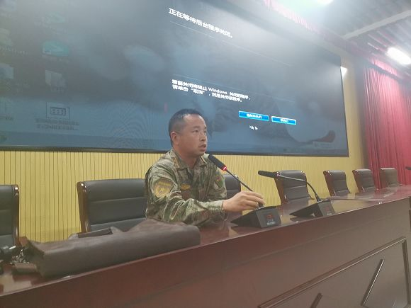 广水交警走进民兵训练基地，开展交通安全宣传活动